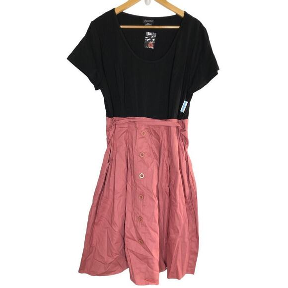 City Chic Uptown Dress Short Sleeve Paperbag Belted Colorblock Black Pink NWT 18 - Picture 3 of 8
